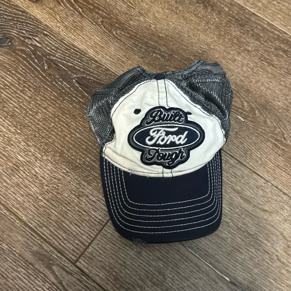 Ford‎ snap back hat